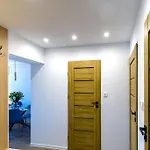 śląski Szczawno-zdrój 46m, Książ Kuchnia Klimatyzacja Wifi Parking Apartament *