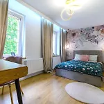 Apartament śląski Szczawno-zdrój 46m, Książ Kuchnia Klimatyzacja Wifi Parking