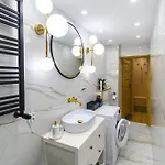 Apartament śląski Szczawno-zdrój 46m, Książ Kuchnia Klimatyzacja Wifi Parking *