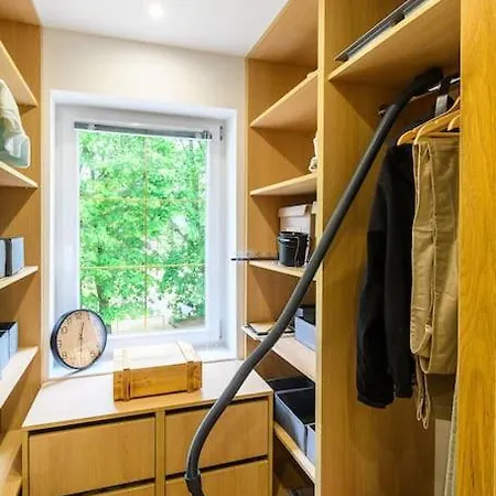 Apartment Slaski 46m, Ksiaz Kuchnia Klimatyzacja Wifi Parking *