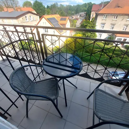 śląski Szczawno-zdrój 46m, Książ Kuchnia Klimatyzacja Wifi Parking Apartament *
