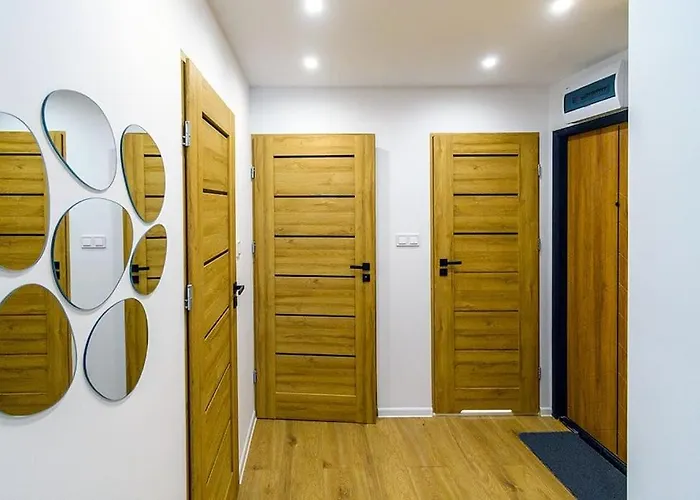 Apartment Slaski 46m, Ksiaz Kuchnia Klimatyzacja Wifi Parking *