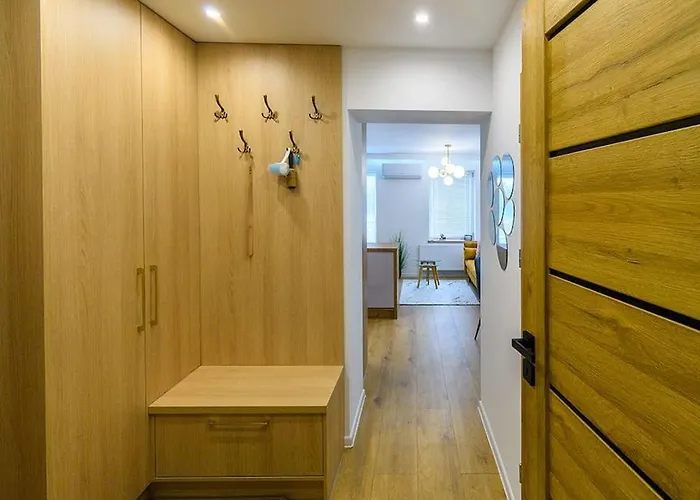 Apartment Slaski 46m, Ksiaz Kuchnia Klimatyzacja Wifi Parking *