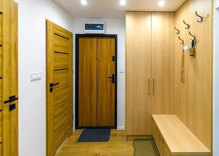 Apartment Slaski 46m, Ksiaz Kuchnia Klimatyzacja Wifi Parking Bad Salzbrunn